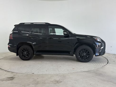 Used 2023 Lexus GX 460 w/ Black Line Special Edition AWD/4WD image 8