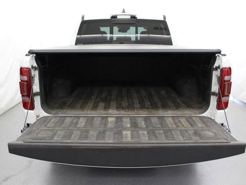 Used 2021 RAM 1500 Limited AWD/4WD image 9