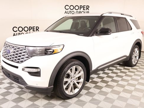 Used 2021 Ford Explorer Platinum w/ Equipment Group 601A AWD/4WD image 13