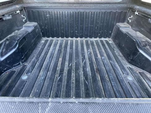 Used 2017 Toyota Tacoma TRD Sport image 48