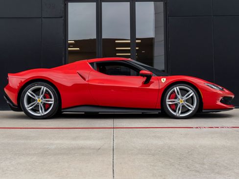 Used 2023 Ferrari 296 GTB RWD image 10