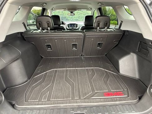 Used 2020 GMC Terrain SLT w/ Preferred Package AWD/4WD image 37