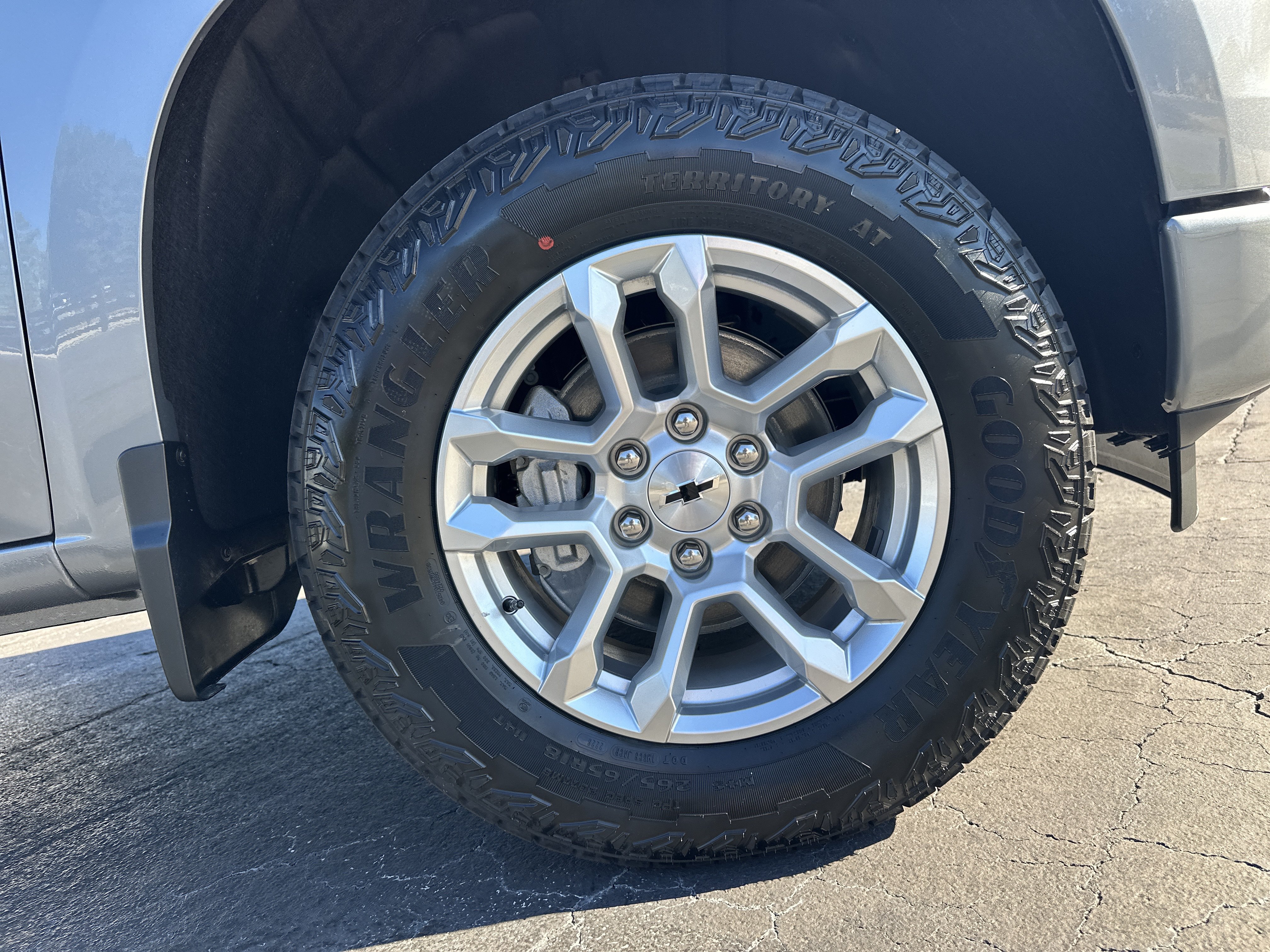 New 2026 Chevrolet Silverado 1500 RST w/ Z71 Off-Road Package AWD/4WD image 14