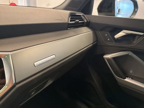 Used 2025 Audi Q3 2.0T Premium w/ Convenience Package image 27