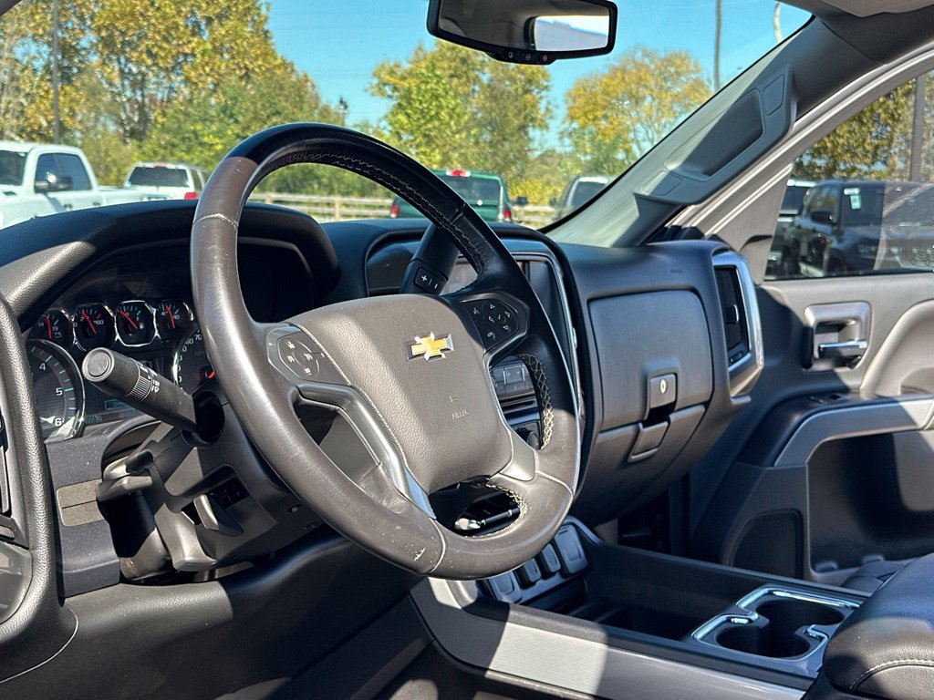 Used 2018 Chevrolet Silverado 1500 LT w/ All Star Edition AWD/4WD image 27