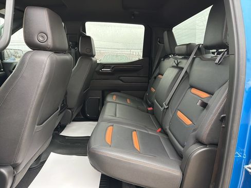 Used 2023 GMC Sierra 1500 AT4 AWD/4WD image 24