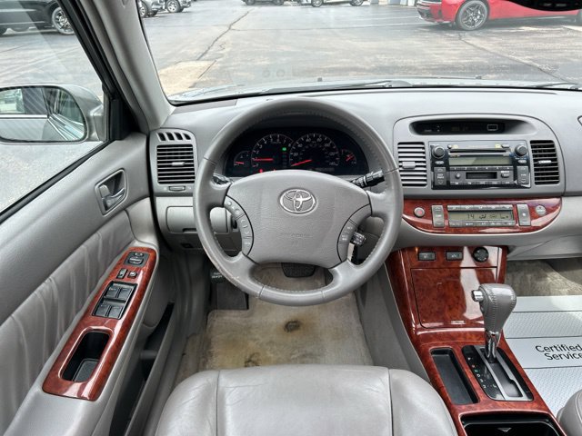 Used 2005 Toyota Camry XLE w/ VSC & Side Airbag Pkg FWD image 25