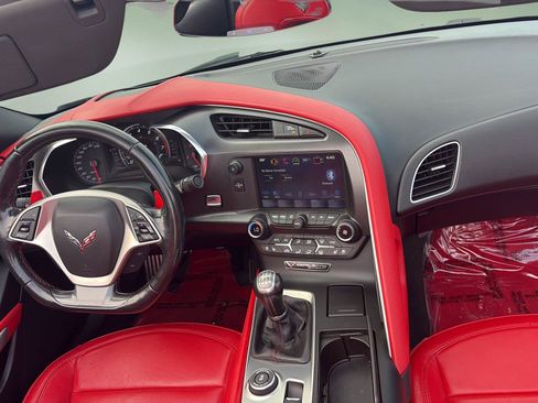 Used 2018 Chevrolet Corvette Stingray Convertible RWD image 14