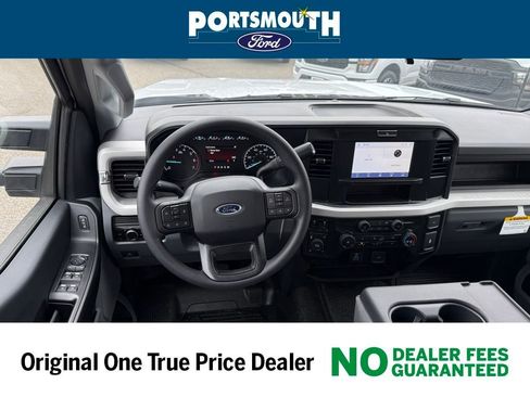 New 2026 Ford F250 XL w/ FX4 Off-Road Package AWD/4WD image 8
