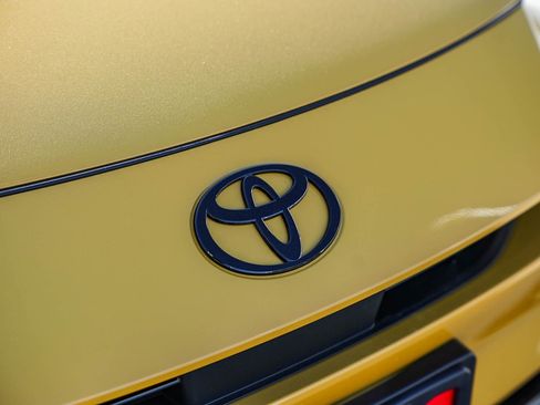 New 2026 Toyota Prius image 6