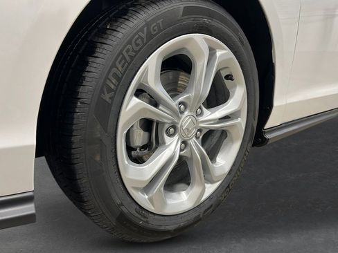 New 2025 Honda Accord LX image 10