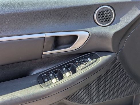 Used 2025 Hyundai Sonata SEL FWD image 13