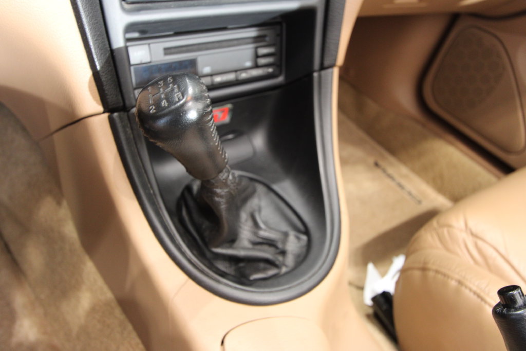 Used 1994 Ford Mustang GT RWD image 11