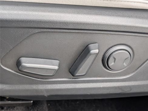 Used 2025 Hyundai Santa Cruz SEL AWD/4WD image 18