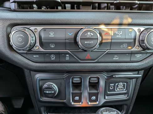 New 2026 Jeep Wrangler Sport AWD/4WD image 18