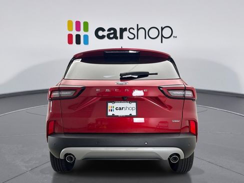 Used 2025 Ford Escape SE FWD image 4