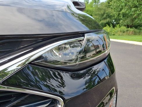 Used 2023 Chevrolet Malibu LT FWD image 28