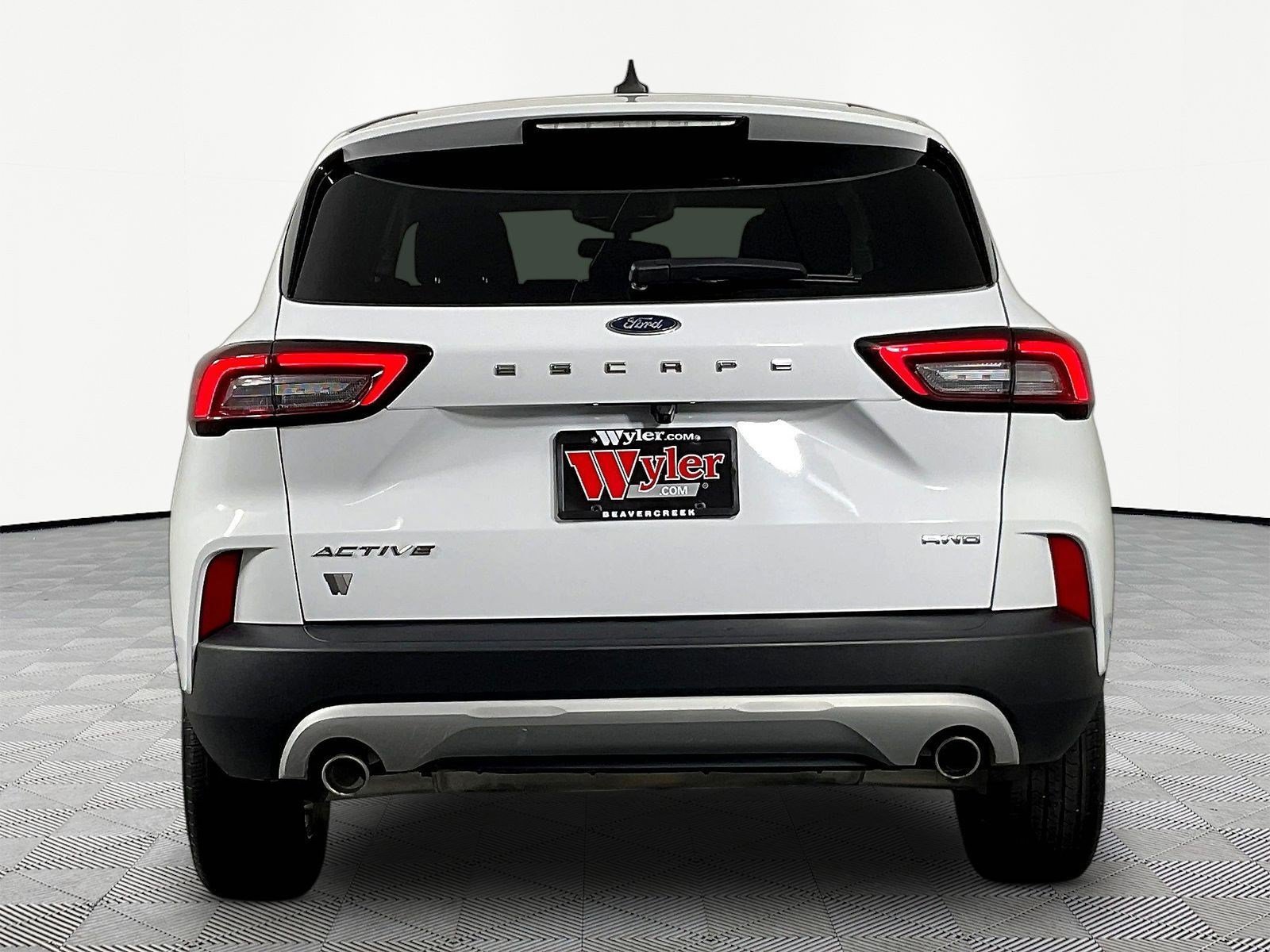 Used 2024 Ford Escape Active AWD/4WD image 5
