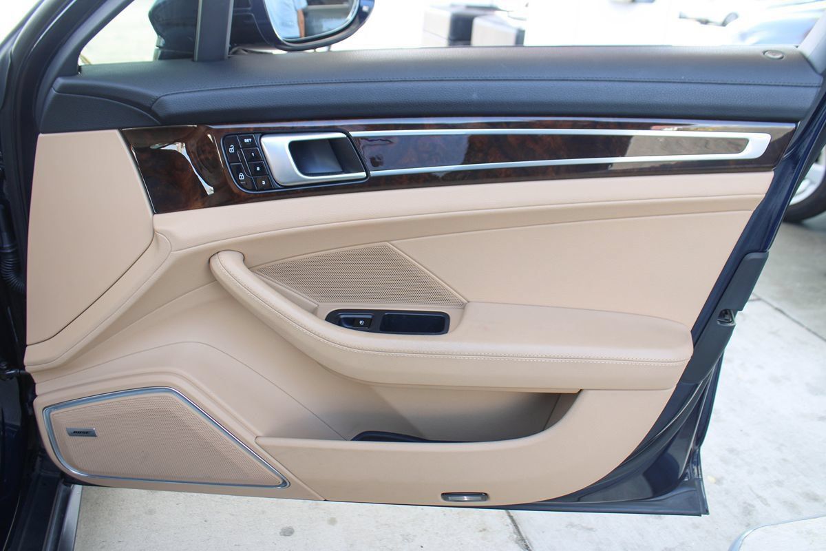 Used 2020 Porsche Panamera 4 E-Hybrid AWD/4WD image 51