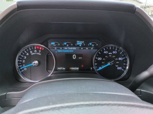 Certified 2022 Ford F250 Lariat w/ Lariat Value Package AWD/4WD image 15