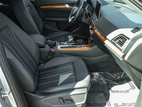 Used 2023 Audi Q5 2.0T Premium Plus w/ Premium Plus Package AWD/4WD image 23