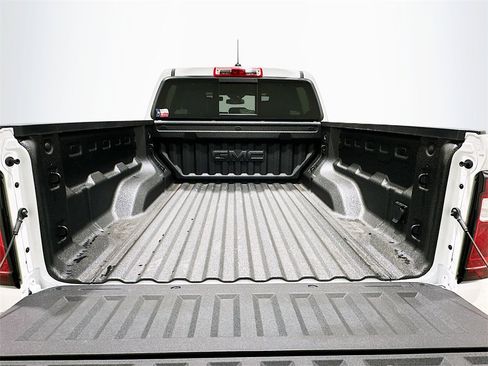 New 2026 GMC Canyon Elevation w/ Convenience Package image 27