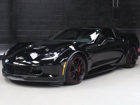 Used 2019 Chevrolet Corvette Grand Sport RWD image 7