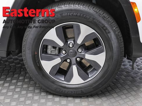 Used 2023 Jeep Grand Cherokee 4WD 4xe image 36