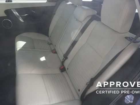 Used 2025 Land Rover Discovery Sport S image 30