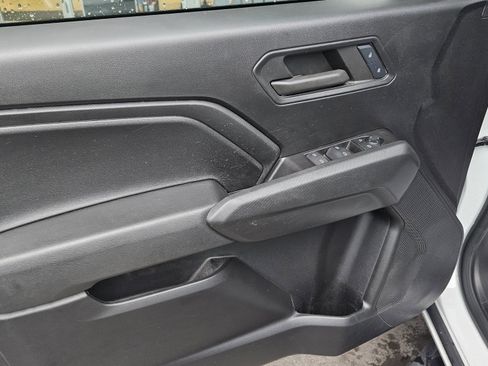 Used 2024 Chevrolet Colorado Trail Boss w/ Technology Package AWD/4WD image 9