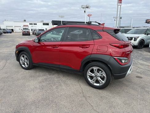 Used 2022 Hyundai Kona SEL image 15