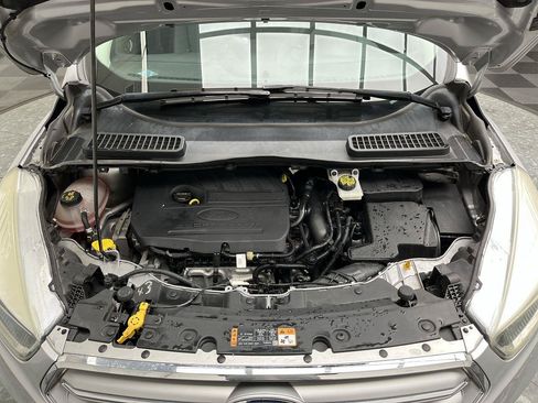 Used 2017 Ford Escape SE AWD/4WD image 25
