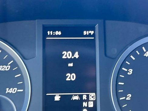 New 2023 Mercedes-Benz Metris Passenger image 16