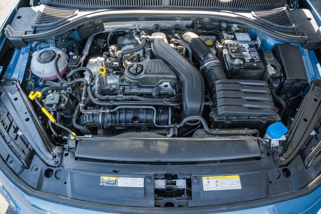 Used 2025 Volkswagen Jetta SE FWD image 23