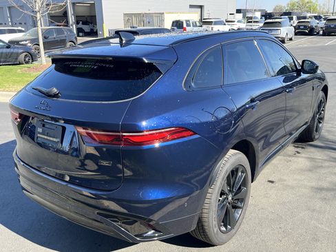 Certified 2026 Jaguar F-PACE R-Dynamic S image 7