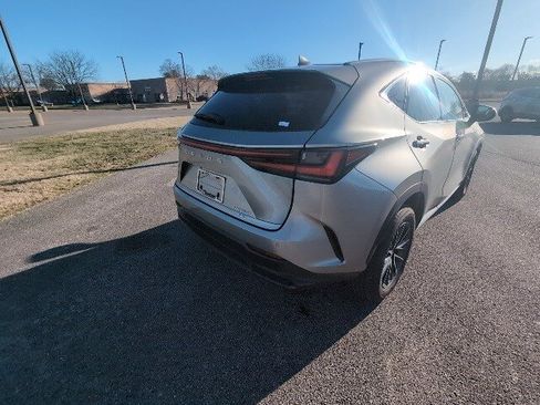 Used 2025 Lexus NX 350 AWD image 3