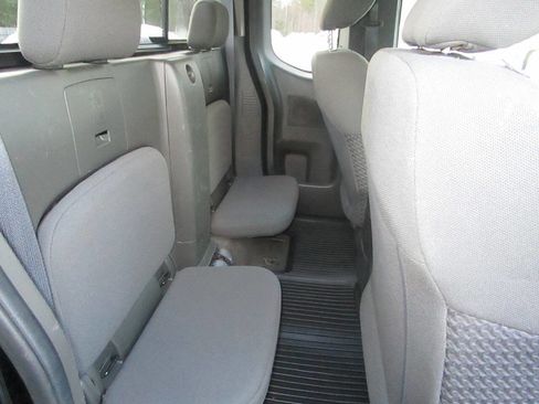 Used 2018 Nissan Frontier SV w/ Value Truck Package image 12