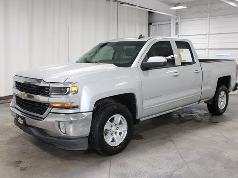 Used 2016 Chevrolet Silverado 1500 LT w/ All Star Edition image 4