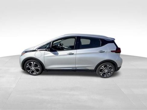 Used 2019 Chevrolet Bolt Premier w/ Infotainment Package image 3