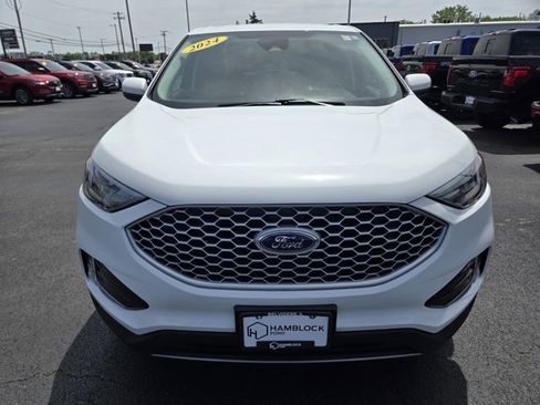 Certified 2024 Ford Edge SEL w/ Convenience Package AWD/4WD image 3