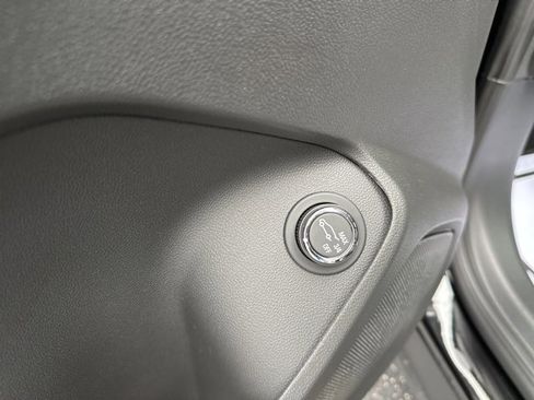 New 2026 Chevrolet TrailBlazer LT w/ Convenience Package image 25