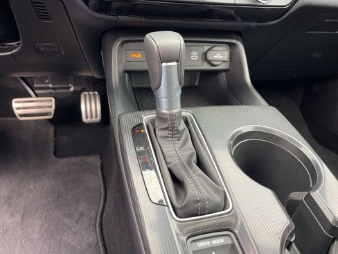 Certified 2025 Honda Civic Sport image 18