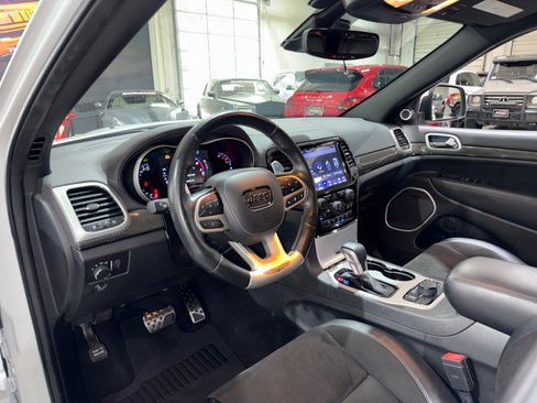 Used 2020 Jeep Grand Cherokee Trackhawk w/ Trailer Tow Group IV image 7