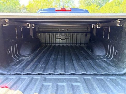 Used 2022 Chevrolet Colorado LT w/ LT Convenience Package AWD/4WD image 25