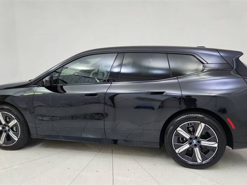 Used 2026 BMW iX xDrive45 image 4