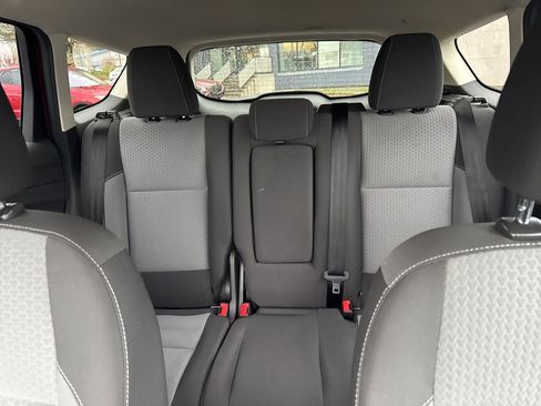 Used 2017 Ford Escape SE image 30