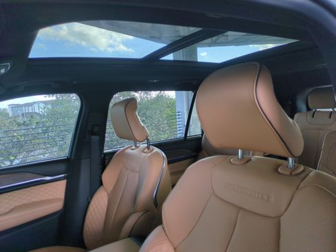 New 2025 Jeep Grand Cherokee L Summit w/ Advanced Protech Group IV image 22