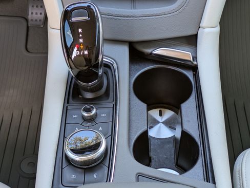 Certified 2023 Cadillac XT6 Premium Luxury image 17