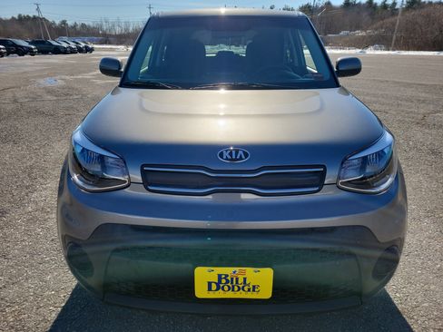 Used 2019 Kia Soul image 2