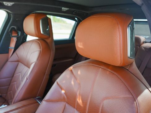 Used 2024 BMW 750e xDrive w/ Executive Package image 10